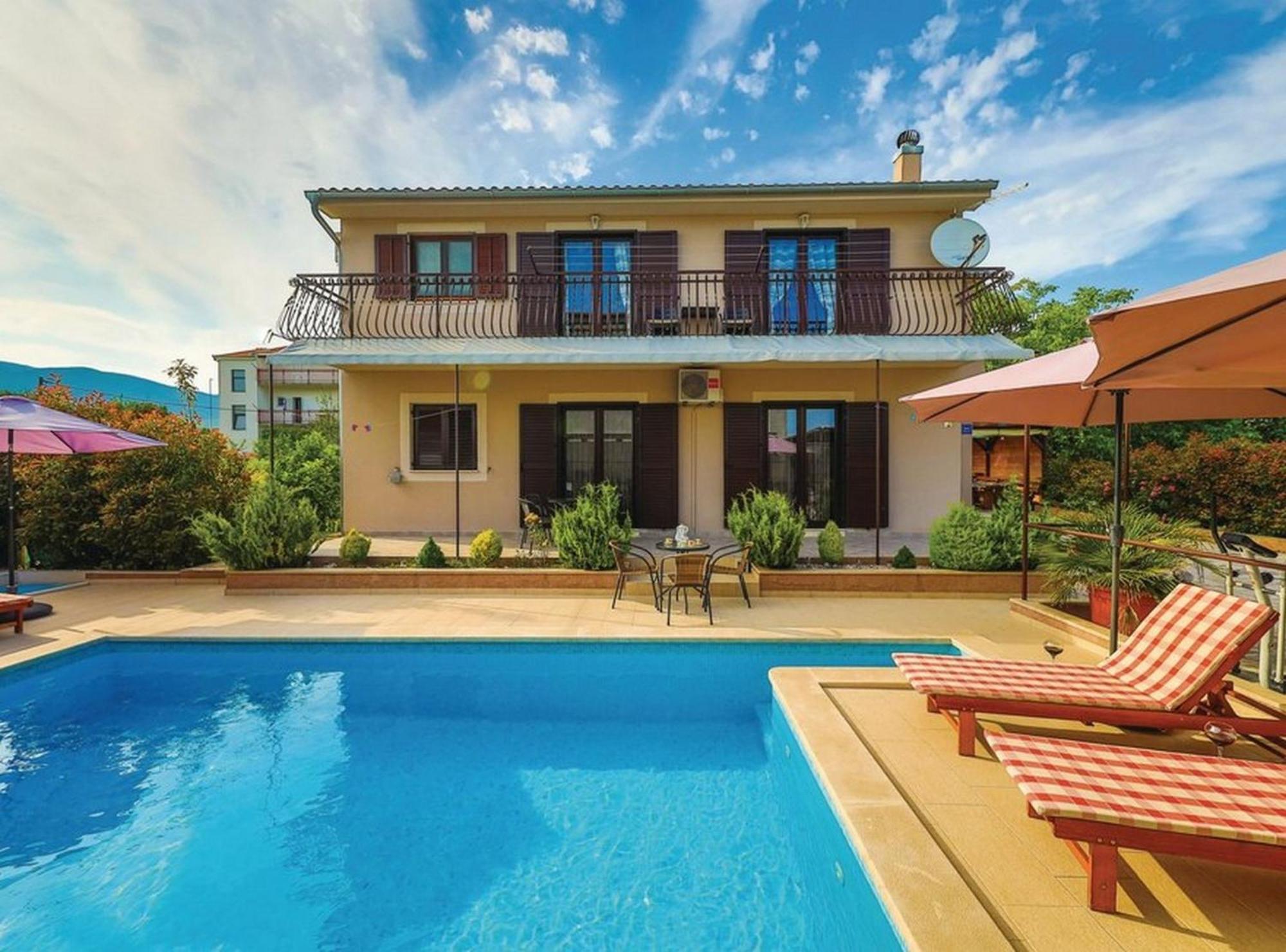 Mediterranean Stylish Villa With Pool In Kastel Stari Kaštela Екстериор снимка